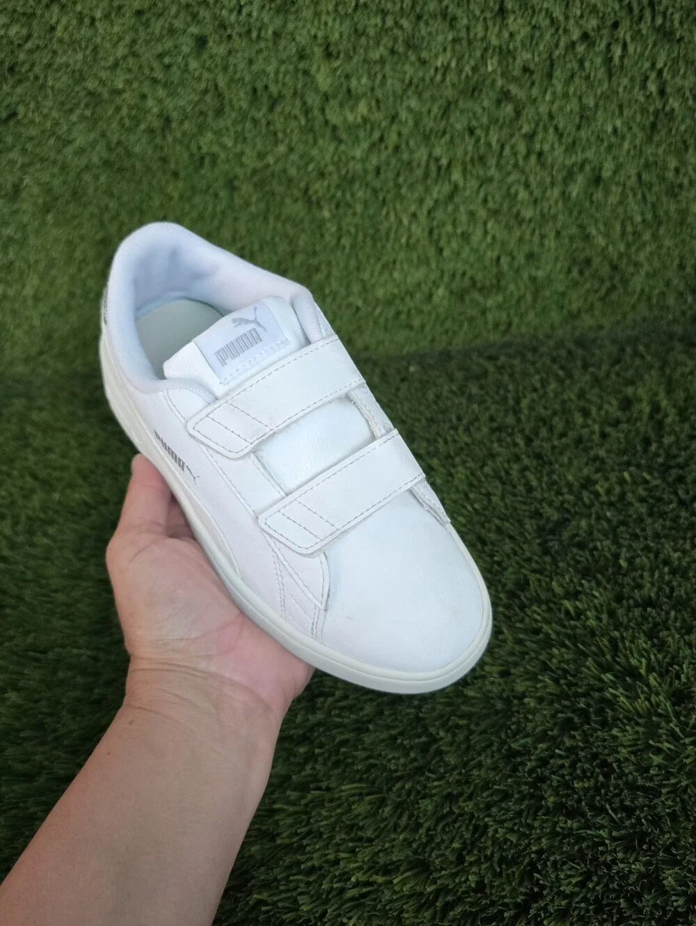 PUMA Smash v2 Sneakers